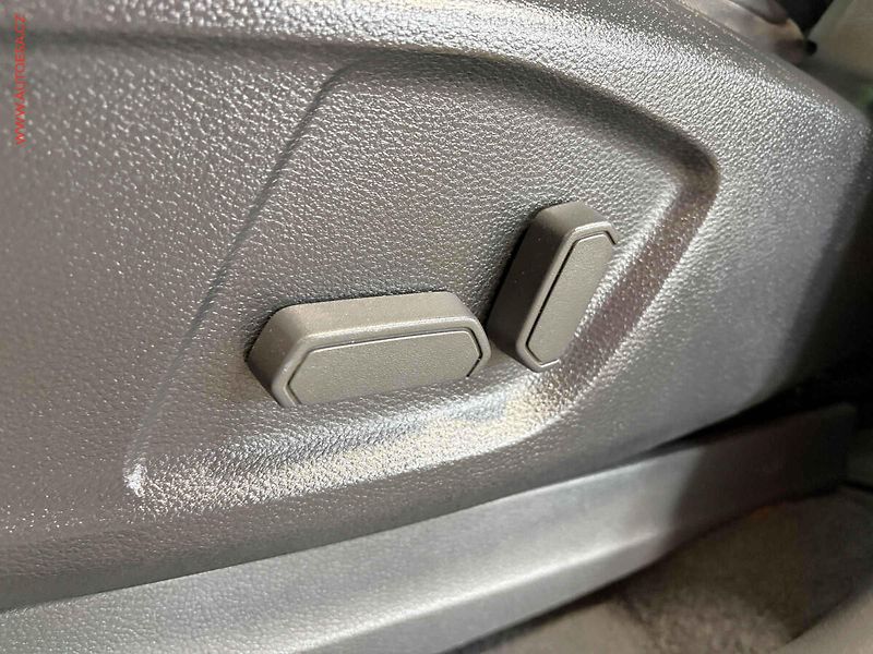 Ford Ranger (2016) 2.2 TDCI, AT, STK3/28 - fotka 13 z 17