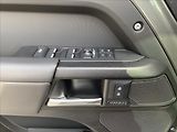 Land Rover Defender (2026) 130 D350 X AWD / 7 MÍST* - náhled 26