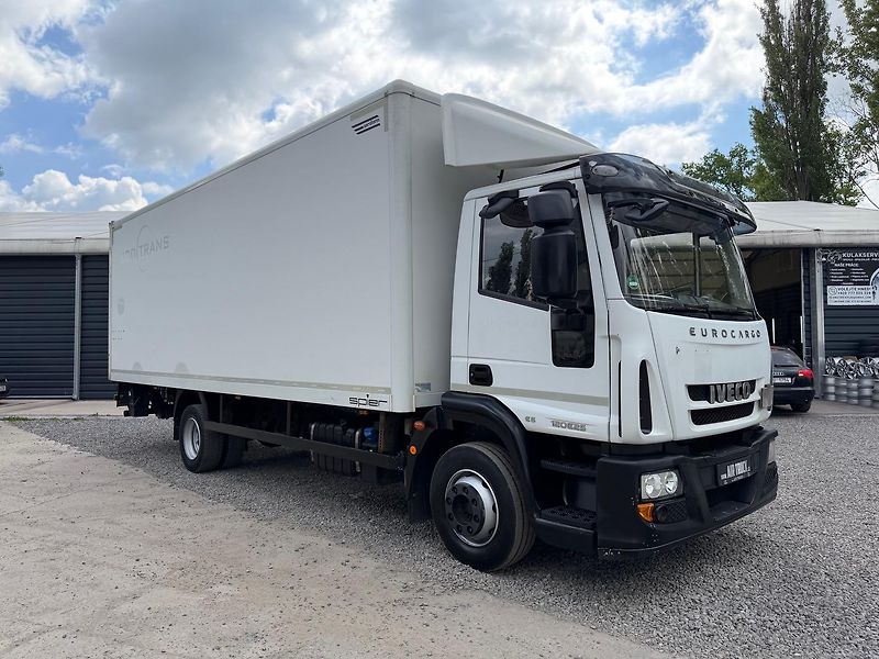 Iveco Eurocargo (2015) 120E25 Euro 6 - skříň s čelem  - fotka 3 z 32