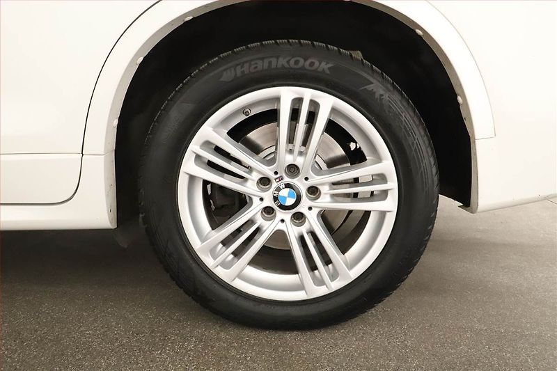 BMW X4 (2016) xDrive20d - fotka 12 z 17