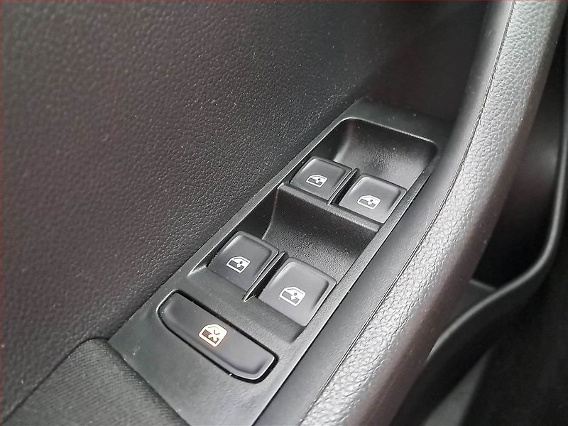 Škoda Fabia (2019) Style 1.0 TSI, ČR,1.maj - fotka 19 z 19