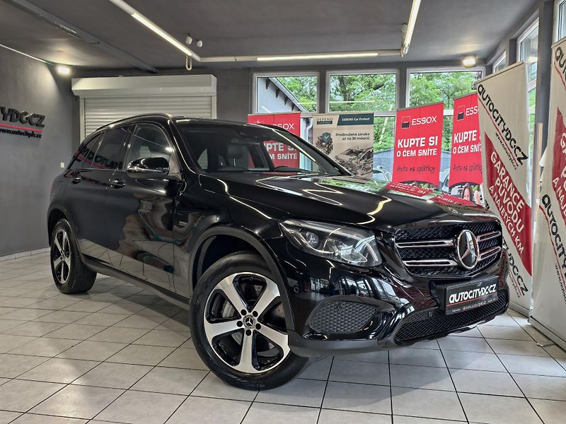 Mercedes-Benz GLC 350e 235kW 4MATIC Plug-In, DPH - fotka 26 z 27