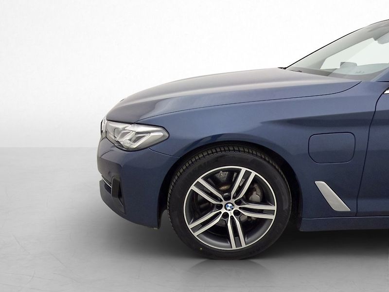BMW Řada 5 530e Harman Kardon 360 Kůže - fotka 32 z 35