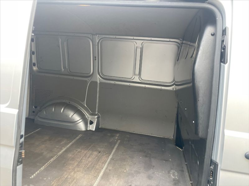 Volkswagen Transporter 2,0 TDI 75 KR - fotka 8 z 11