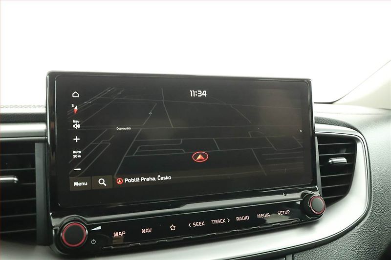 Kia Ceed (2021) 1.5 T-GDI MHEV, Automat, ČR - fotka 11 z 16