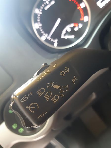 Škoda Octavia 1.4 TSI DSG DIGIKLIMA vhř.sed  - fotka 16 z 24