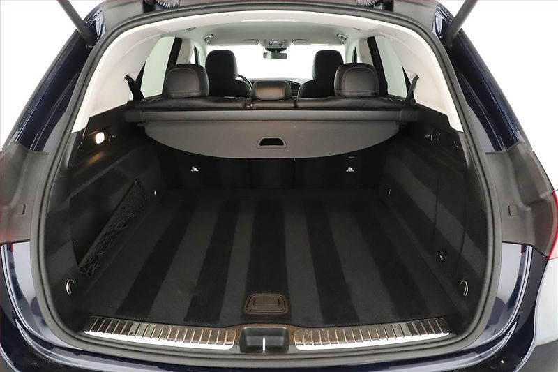 Mercedes-Benz GLE (2022) 300 d - fotka 19 z 20
