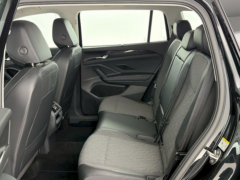 Volkswagen Tayron (2025) Life 1.5 TSI 110kW DSG - fotka 8 z 32