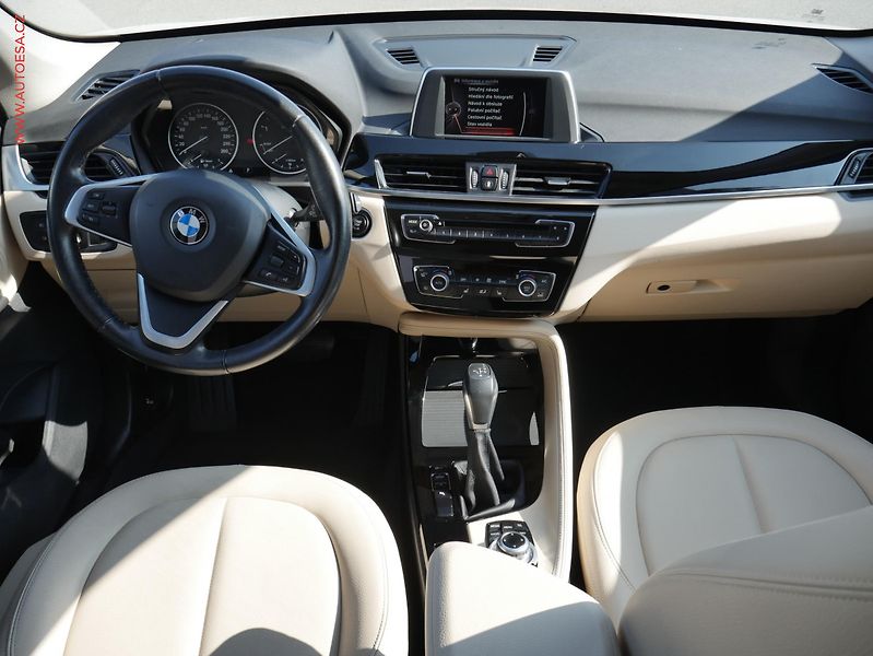 BMW X1 (2015) 2.0 d, 2.maj,ČR, X-Line, AT - fotka 8 z 26