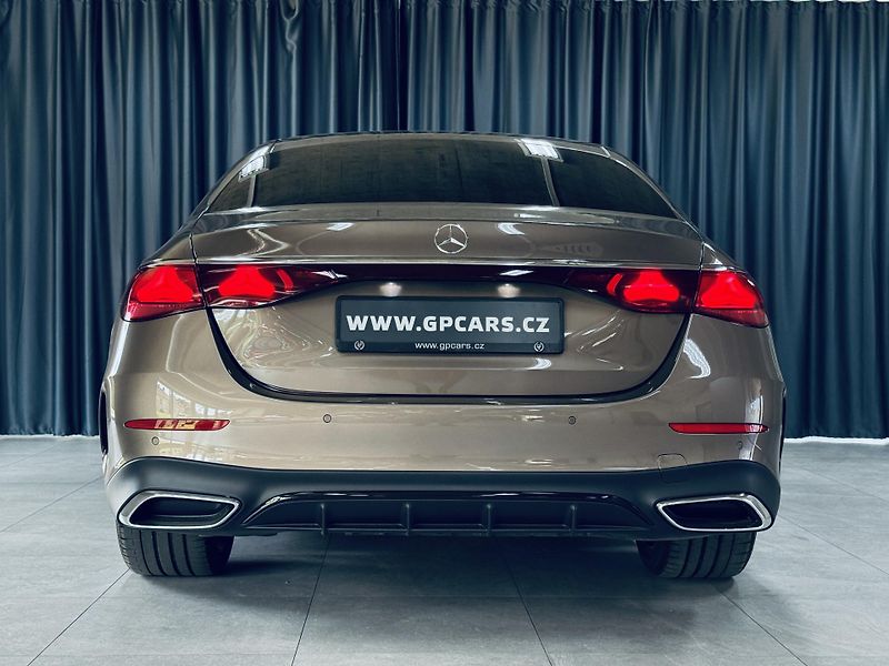 Mercedes-Benz Třídy E (2025) 220d*AMG*4M*AIR*NAT.NAP*PANO - fotka 7 z 46
