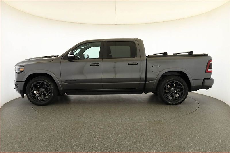 RAM 1500 (2023) 5.7 V8 Hemi - fotka 3 z 18