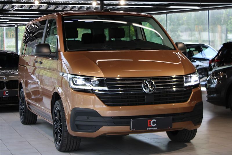 Volkswagen Multivan TDi Trendline DSG Tažné/Fullse - fotka 27 z 28