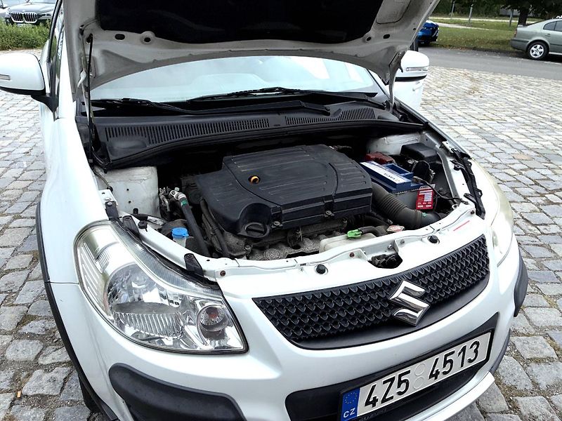 Suzuki SX4 (2012) Suzuki SX4 1.6 VVT 4WD, 88 kW - fotka 4 z 4