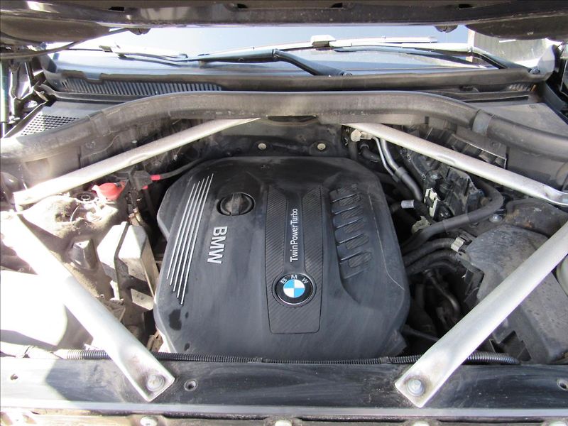 BMW X7 3,0 d xDrive30d 195 kW 7 míst - fotka 44 z 44