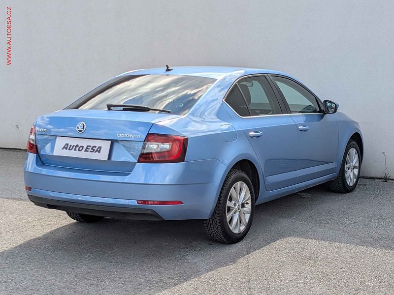 Škoda Octavia (2017) 1.6TDi, ČR, Style, LED, navi - fotka 6 z 15