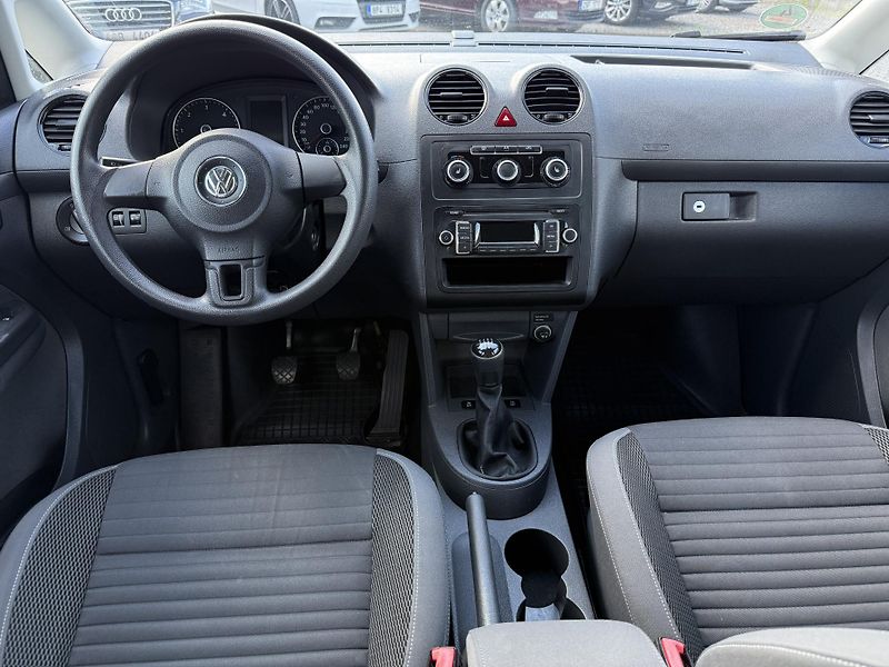 Volkswagen Caddy Life 1.6TDi TEAM  - fotka 11 z 19