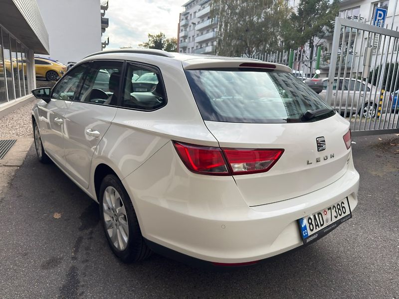 Seat Leon (2016) 1.6 TDI Style - fotka 5 z 25