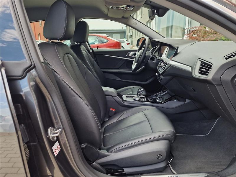 BMW Řada 2 218d GranCoupe,Luxury,ČR,1Maj - fotka 14 z 49