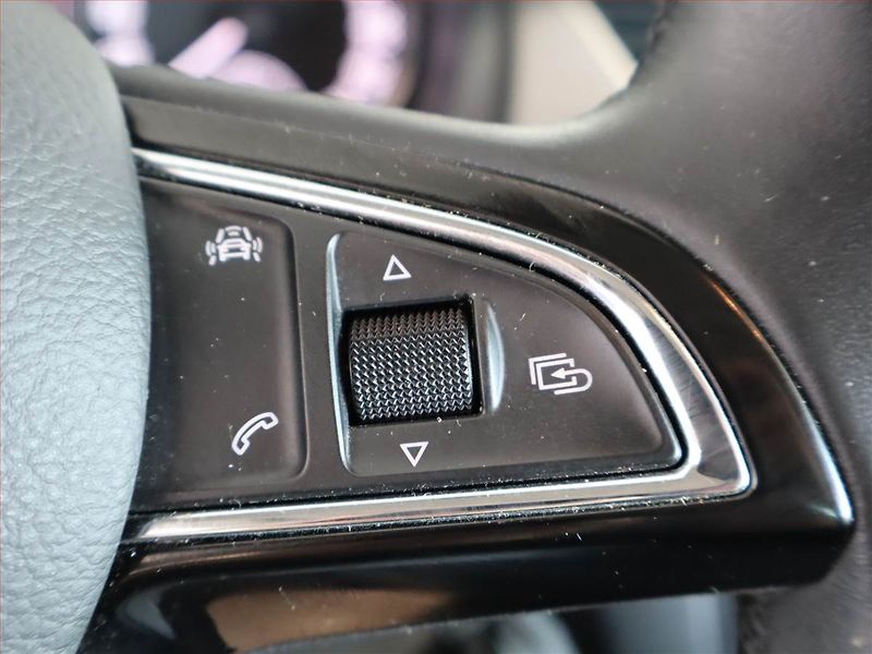 Škoda Rapid (2018) 1.0 TSI, Tempomat - fotka 19 z 21