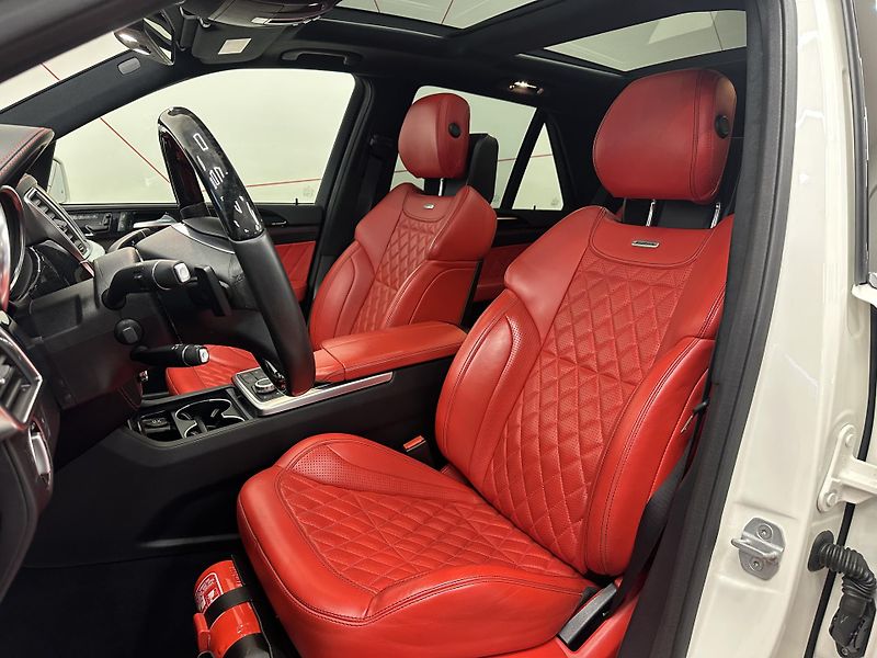 Mercedes-Benz Třídy M (2012) ML63 AMG DESIGNO*PANO*CZ*TAŽNÉ - fotka 7 z 19