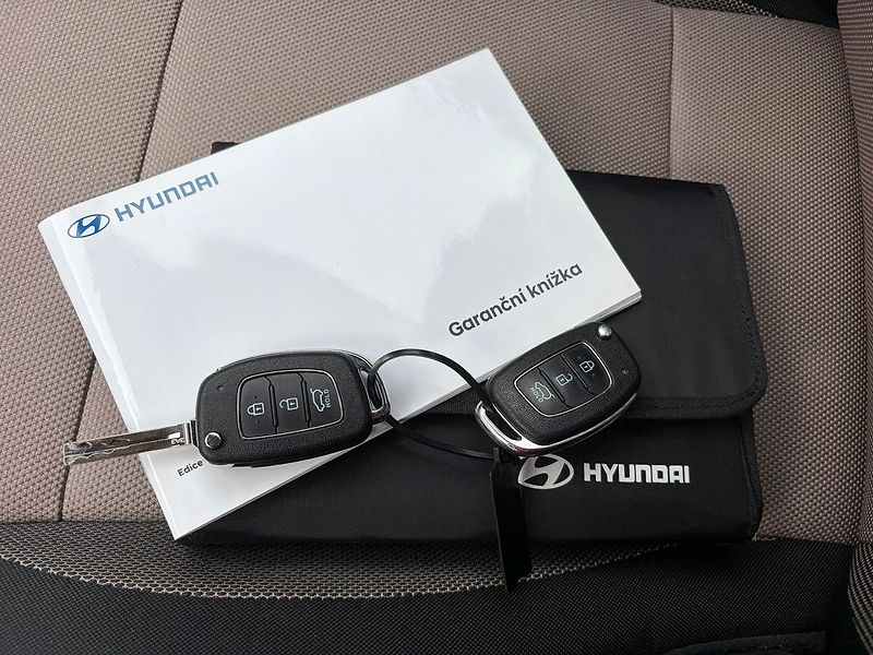Hyundai i20 1.2 i, ČR, 1.Maj, 23 tkm - fotka 18 z 21