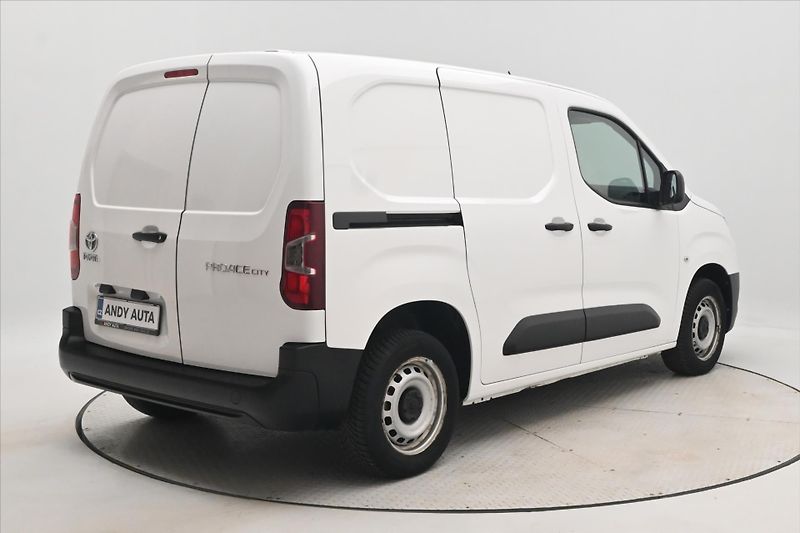 Toyota ProAce 1,5 D-4D 75kW ČR 1.majitel Zár - fotka 5 z 28