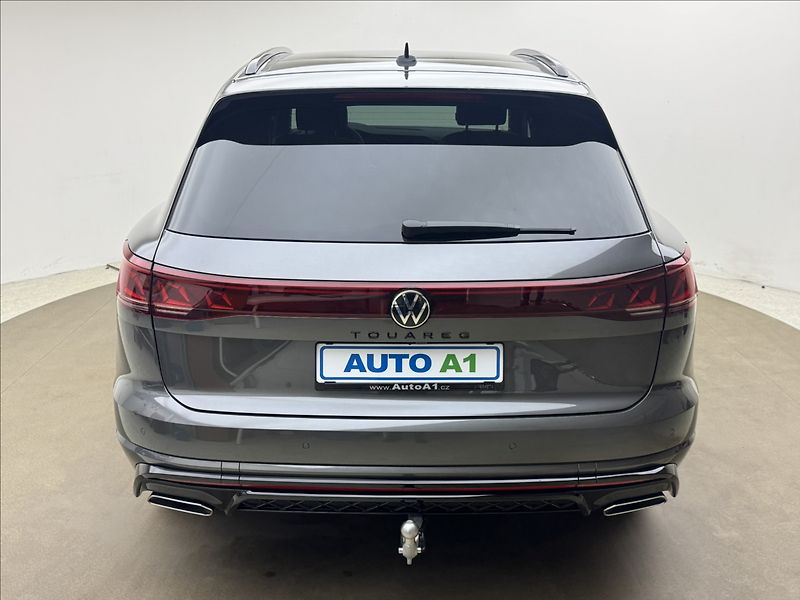 Volkswagen Touareg 3,0 HUD MASÁŽ NZTOP ČR ZÁRUKA - fotka 5 z 54