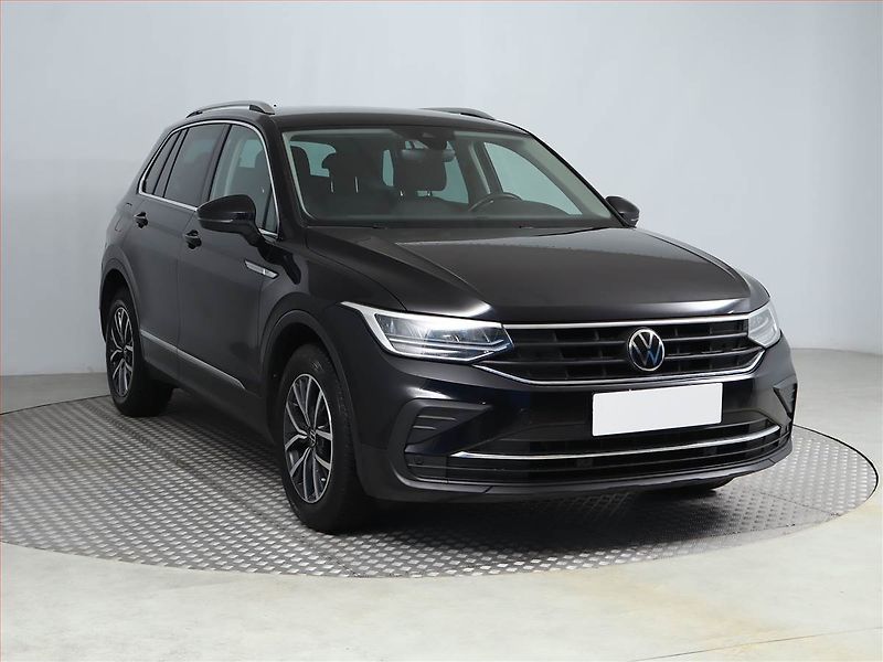 Volkswagen Tiguan (2022) Life 1.5 TSI - fotografie inzerátu