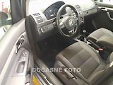 Volkswagen Touran (2013) 1.4 TSi, autoAC - náhled 2