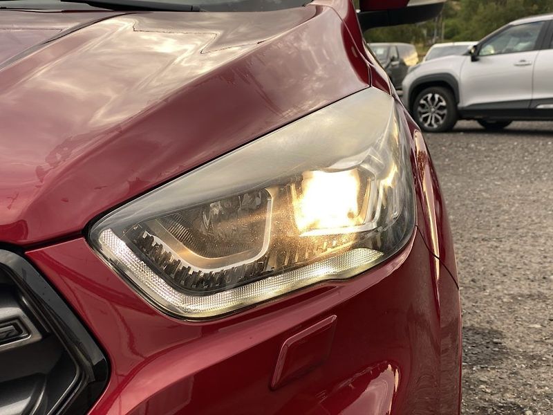 Ford Kuga 2.0TDCi, ČR, ST Line, 4x4 - fotka 7 z 28