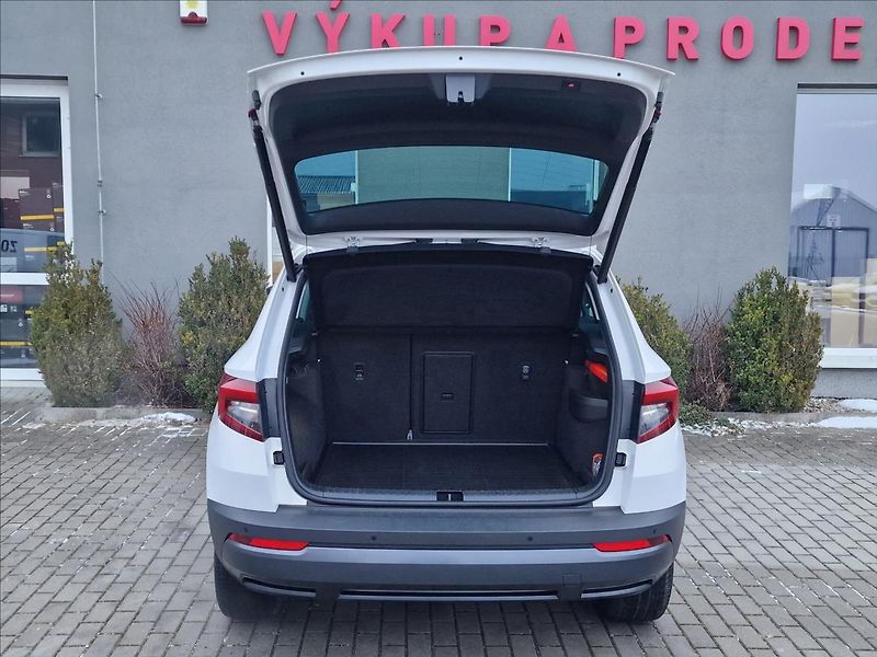 Škoda Karoq 2.0 TDI 110kW Style,ČR,1.Maj. - fotka 41 z 50