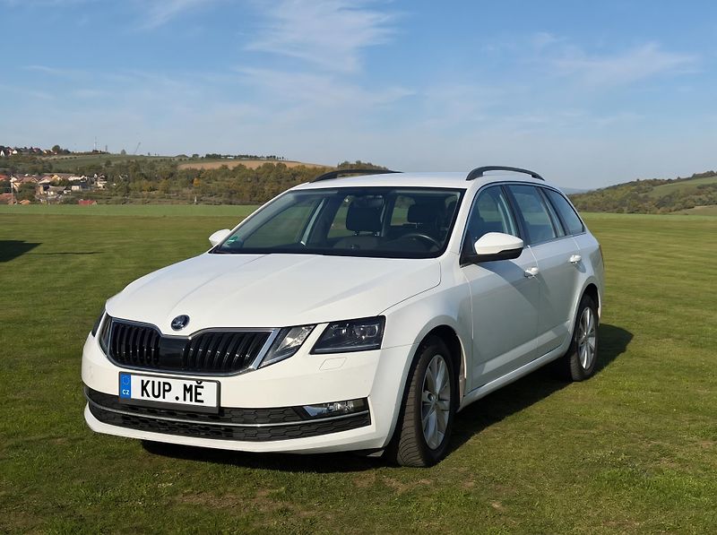 Škoda Octavia (2018) Octavia III - fotka 1 z 17