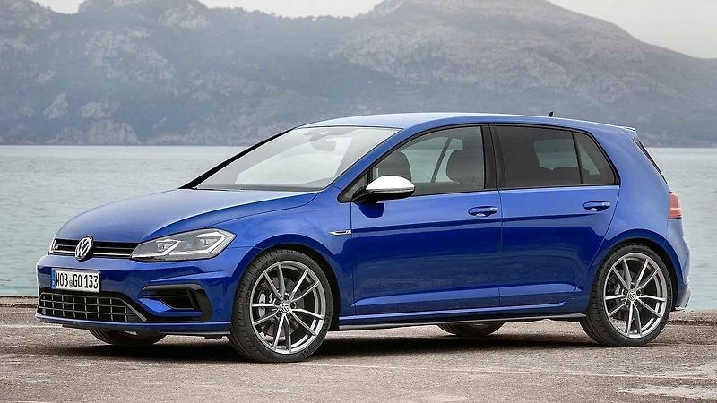 Neojblíbenějším autem roku je stejně jako před rokem Toyota Corolla. Připsala si 1 181 000 čárek.