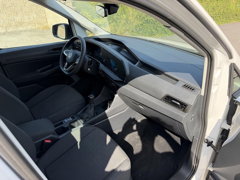 Volkswagen Caddy 2,0TDi 75kW  - fotka 15 z 19