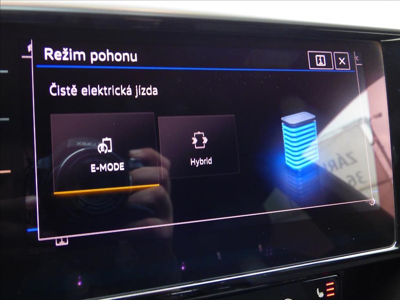 Volkswagen Arteon 1,4 1.4 TSI  DSG,eHybrid,R-lin - fotka 45 z 85