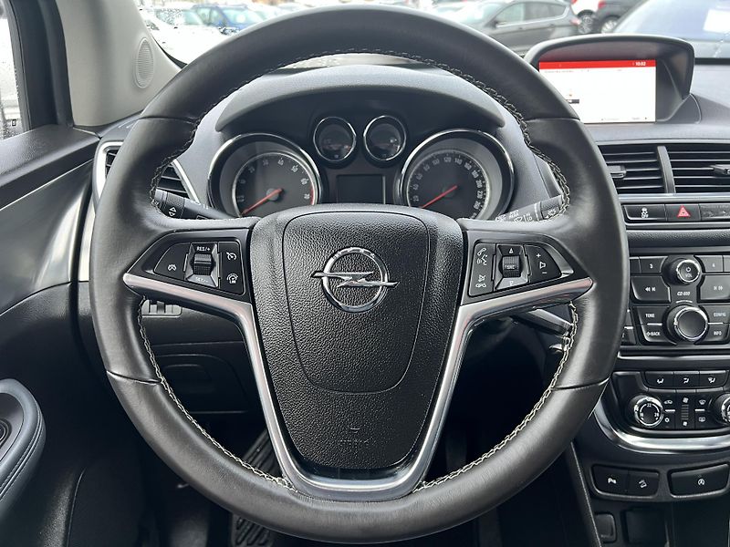 Opel Mokka 1.4T COSMO 4x4 TEMPOMAT KLIMA - fotka 15 z 53