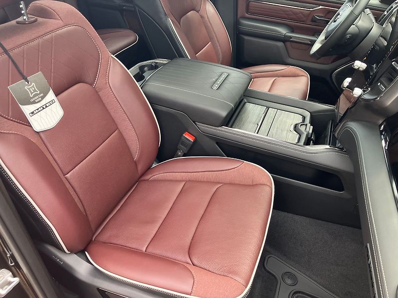 Dodge RAM (2025) 3.0 I6 548k LIMITED NIGHT-RED - fotka 34 z 48