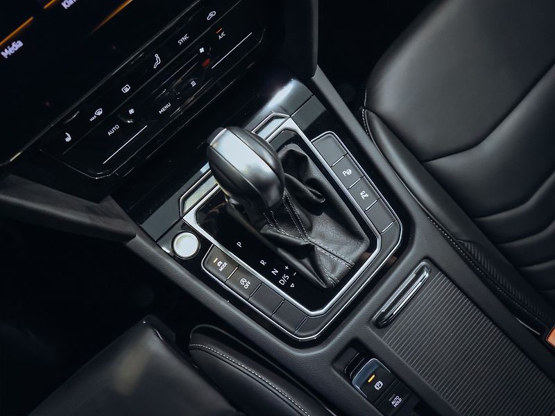 Volkswagen Arteon Shooting Brake R-Line 4Motion 2.0 TDI - fotka 13 z 32
