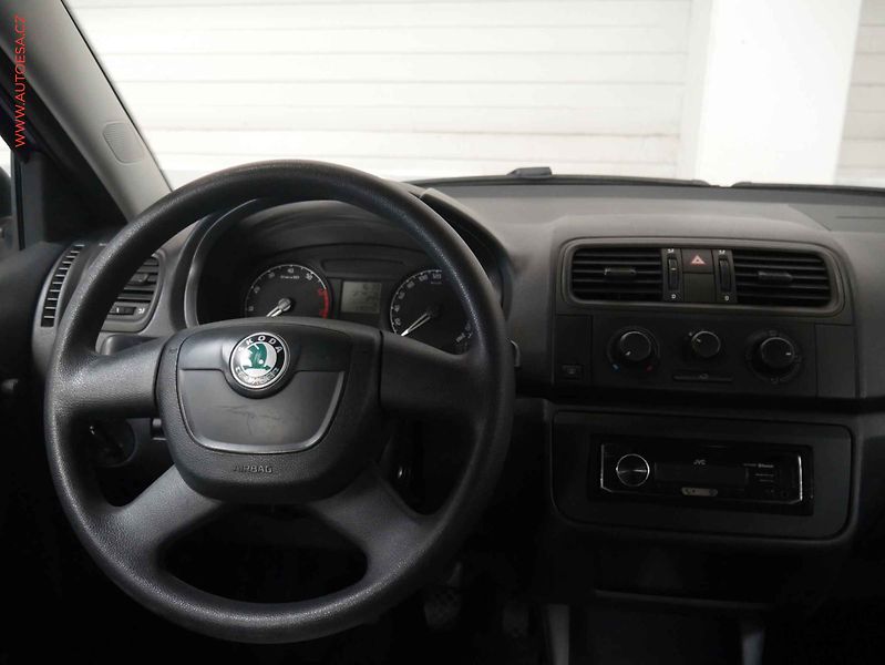 Škoda Fabia (2009) 1.2 HTP, STK727 - fotka 13 z 16