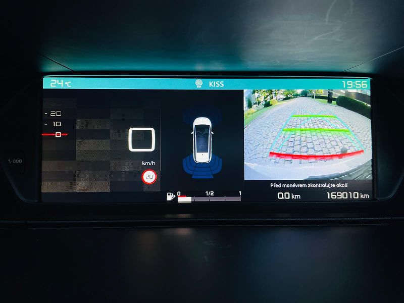 Citroën Grand C4 Picasso 2.0HDi MAN 7MÍST KAMERA TAŽNÉ - fotka 38 z 54
