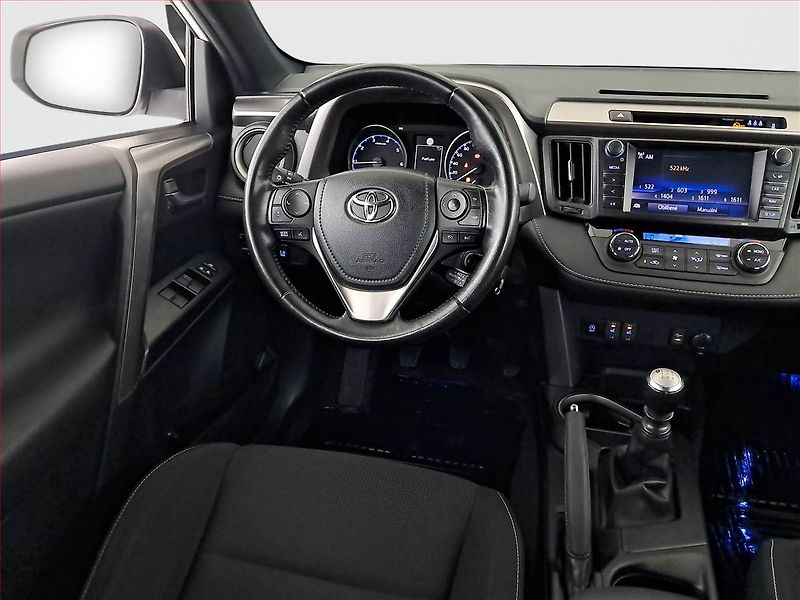 Toyota RAV4 (2017) 2.0 D-4D, ČR,1.maj, Serv.kniha - fotka 7 z 18