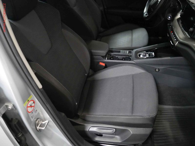 Škoda Octavia (2021) 2.0TDi 4x4, ČR, Ambition - fotka 12 z 24