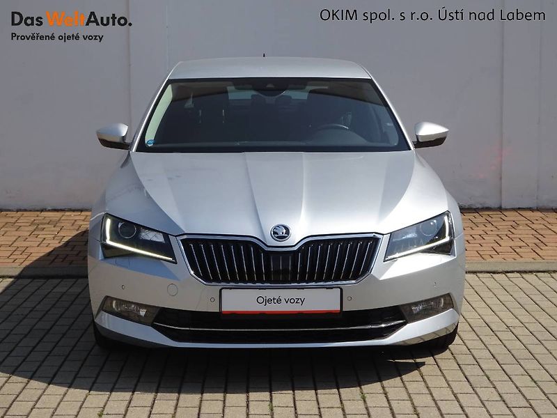 Škoda Superb (2016) 2,0 TDi/ 110kW  DSG  L&K - fotka 4 z 29