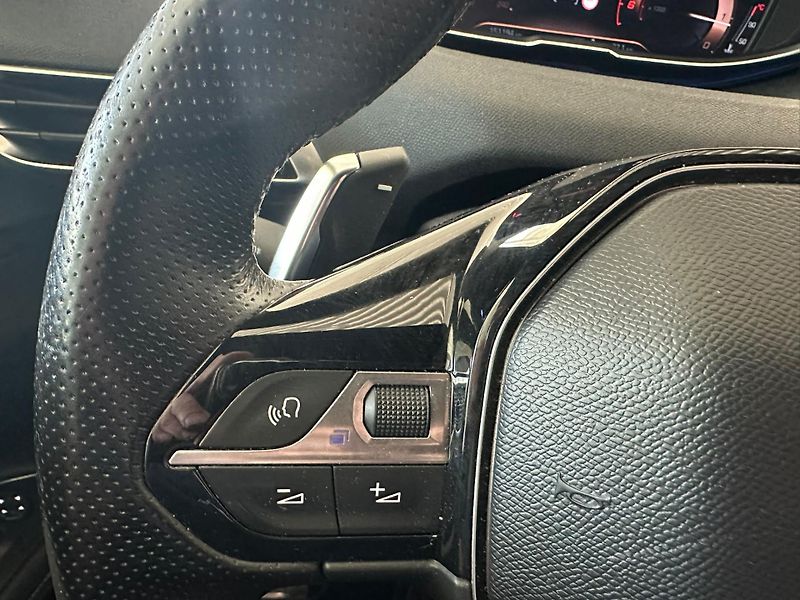 Peugeot 3008 (2018) 2.0BlueHDi,181HP,GT,ČR,DPH - fotka 19 z 21