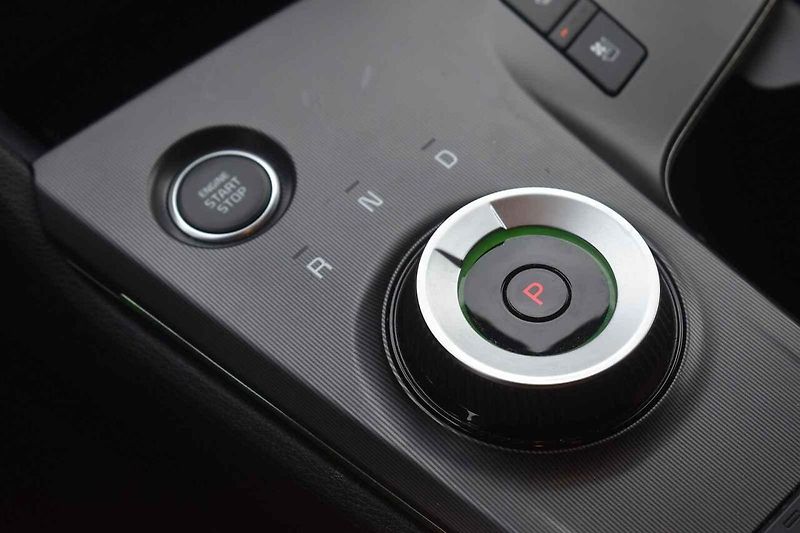 Kia Sportage je poctivě udělané a poměrně pohledné SUV.