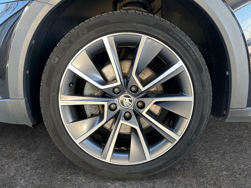 Škoda Octavia (2022) SCOUT 2.0TDI 110kW 4x4 CZ DPH - fotka 14 z 21