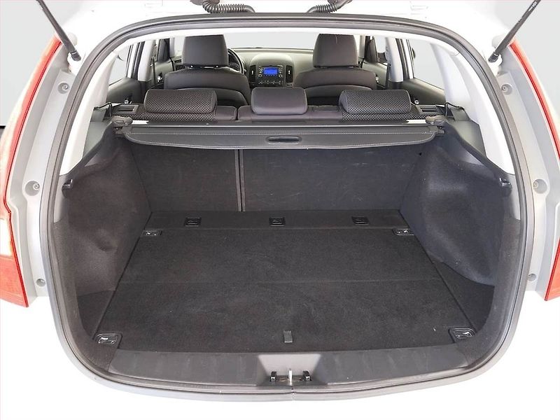 Hyundai i30 (2012) 1.6 CVVT, LPG, dobrý stav - fotka 14 z 17