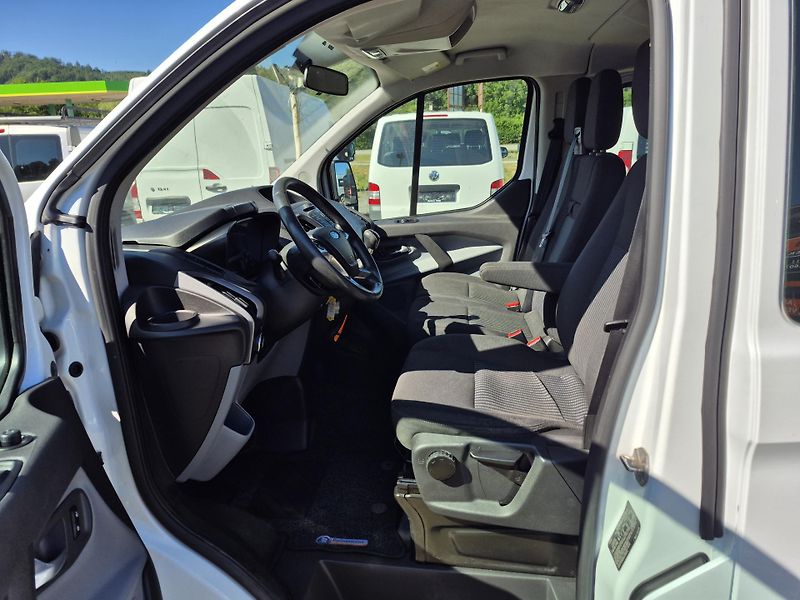 Ford Transit Custom (2014) 2.2 Tdci 9 míst DPH  - fotka 14 z 22