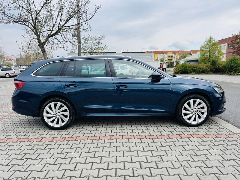 Škoda Octavia (2023) Style Plus, e-TEC DSG, záruka  - fotka 3 z 27