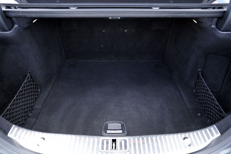 Mercedes-Benz Třídy S S560 Long 4Matic V8/470PS - fotka 13 z 34